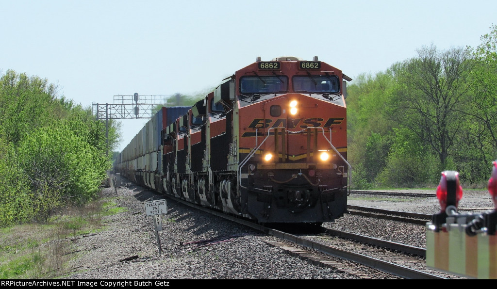 BNSF 6862